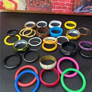 Lot of vintage bangle bracelets